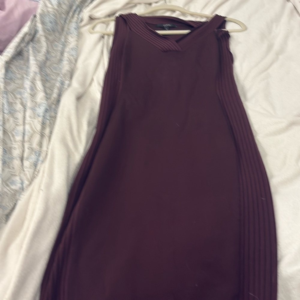 Sleeveless light weight knit (silk/cotton knit. maroon. Midi